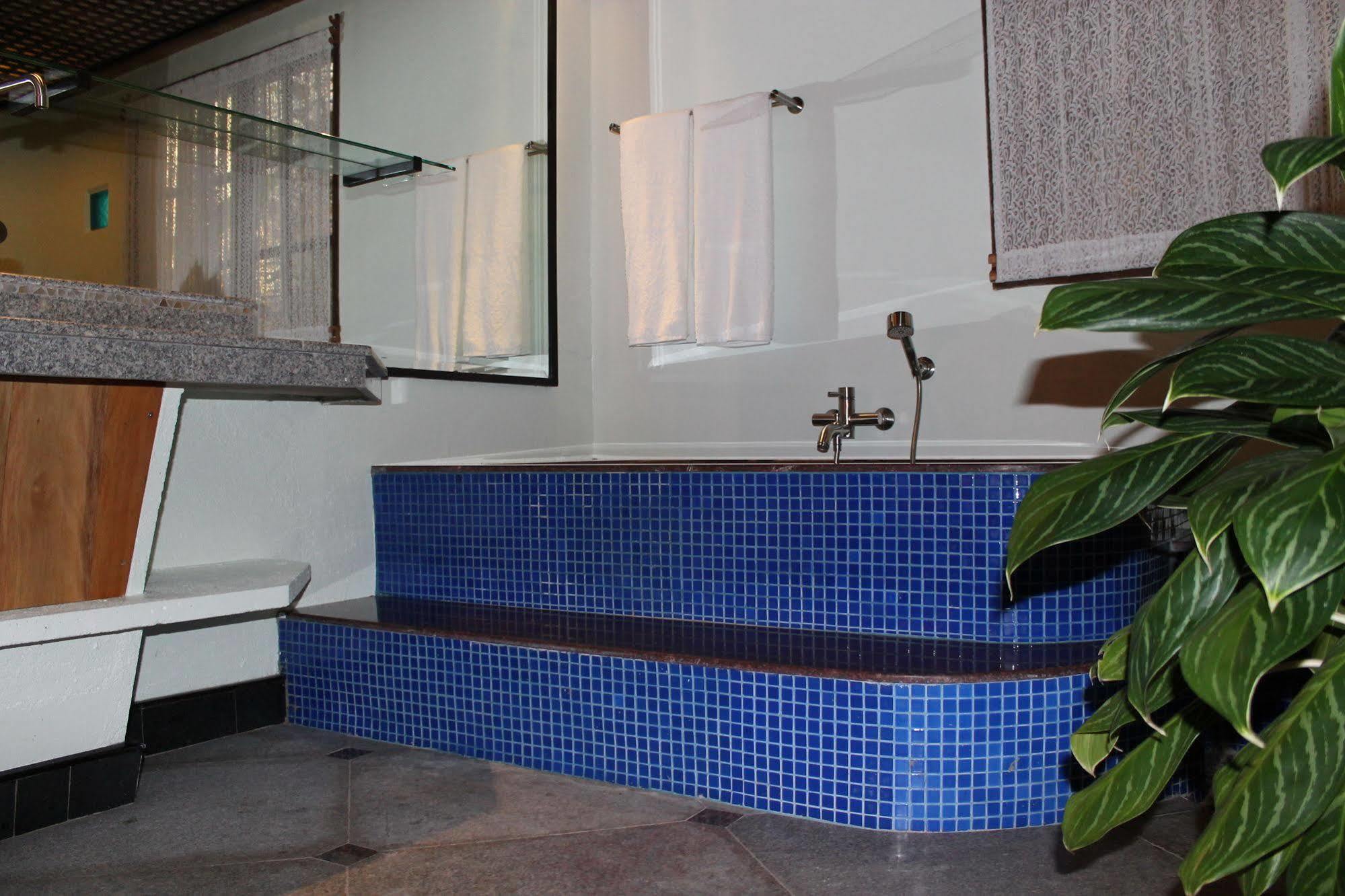 Hotel Noanoa Island (Adults Only) à Taytay  Extérieur photo